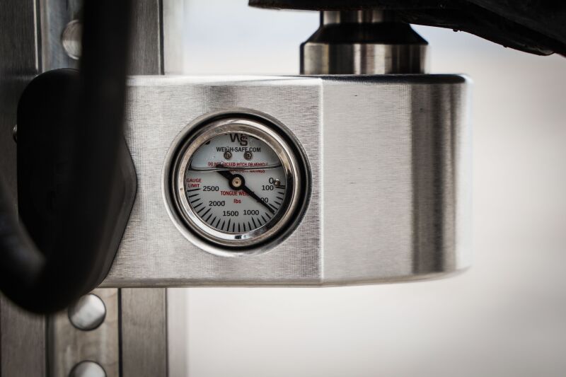 Weigh Safe 8in Drop Hitch w/Built-in Scale & 2in Shank (10K/12.5K GTWR) - Aluminum