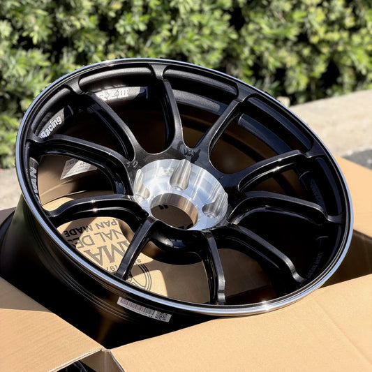 Advan RZIII 18x10 +35 5x114.3 Black Gun Metallic & Diamond Cut (SET) - WheelFlip