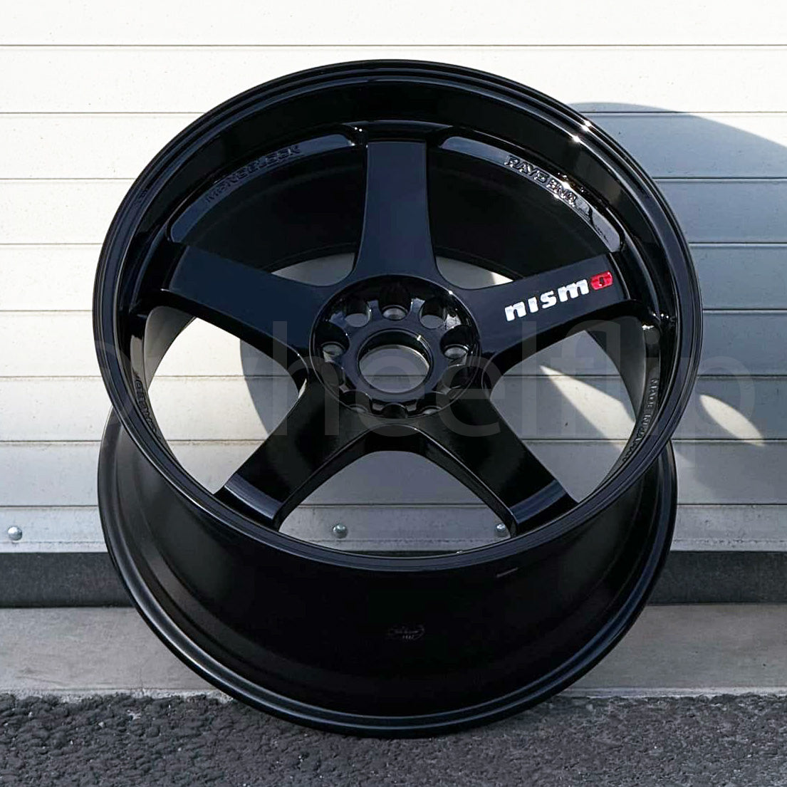 Nismo LMGT4 19x9.5 +22, 19x10.5 +22 5x114.3 Black (SET)