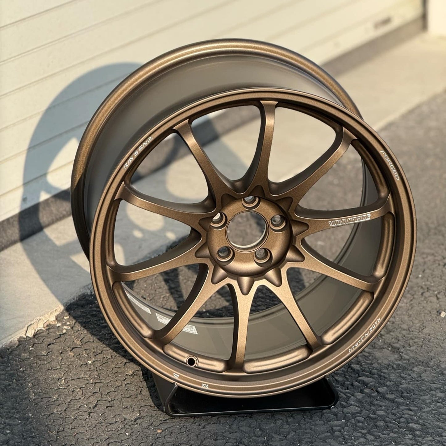 Volk Racing CE28N-Plus 18x9.5 +45 5x114.3 Blast Bronze (SET)