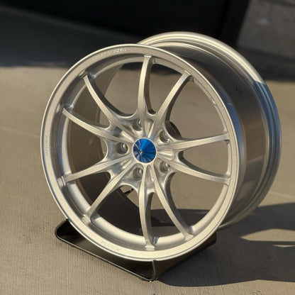 Mugen MF10 18x9.5 +45 5x114.3 Silver (SET)