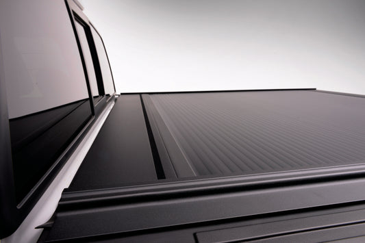 RetraxONE MX Bed Cover | Chevy/GMC 1500 04-06 5.8ft (60401)