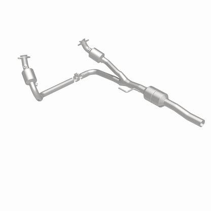 MagnaFlow Direct Fit Catalytic Converter 02-03 Dodge Durango 5.9L