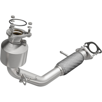 MagnaFlow OEM Grade Fed/EPA D&S Catalytic Converter | Chevy Equinox/GMC Terrain (06-18) (52186)