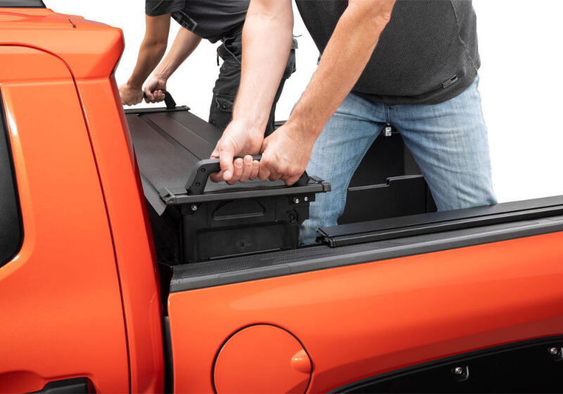 Retrax R-T-80731 22-26 Nissan Frontier Bed RetraxPRO EZ-Off For Nissan