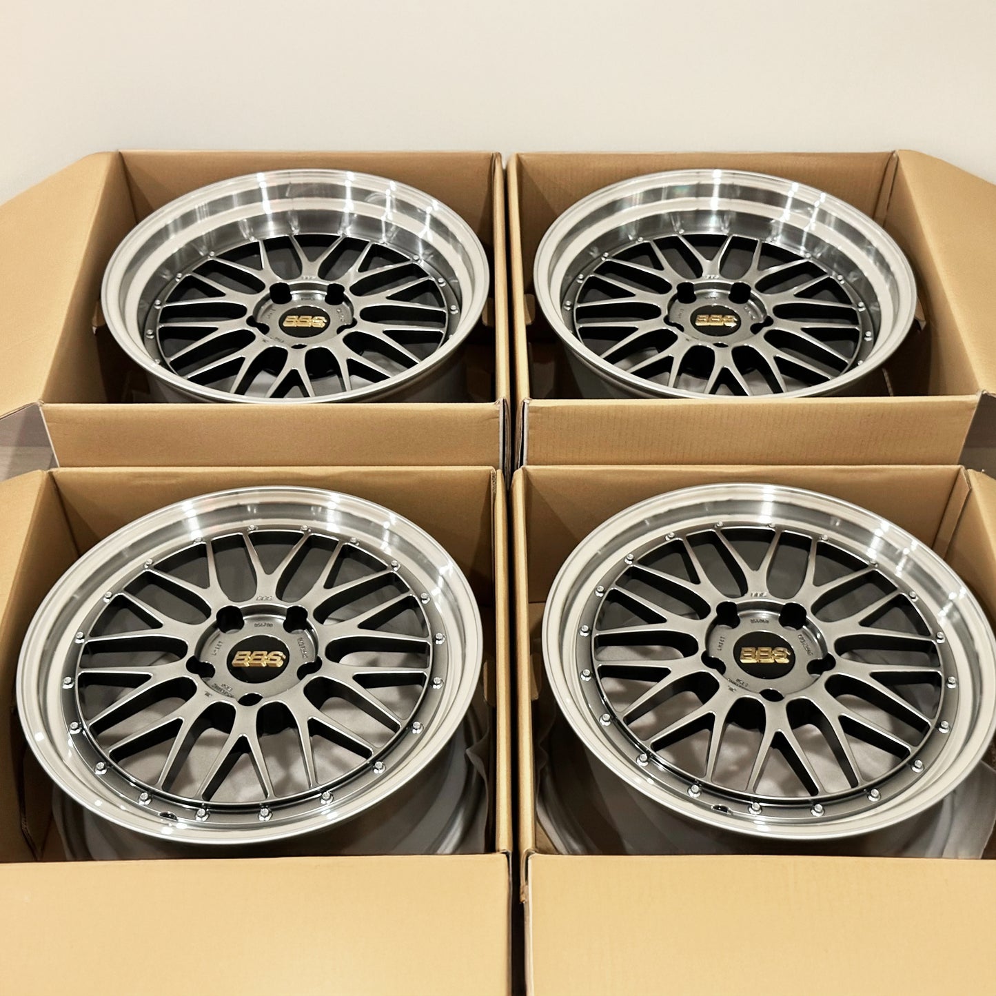 BBS LM 19x8.5 +50, 19x11 +50 5x130 Diamond Black (SET)