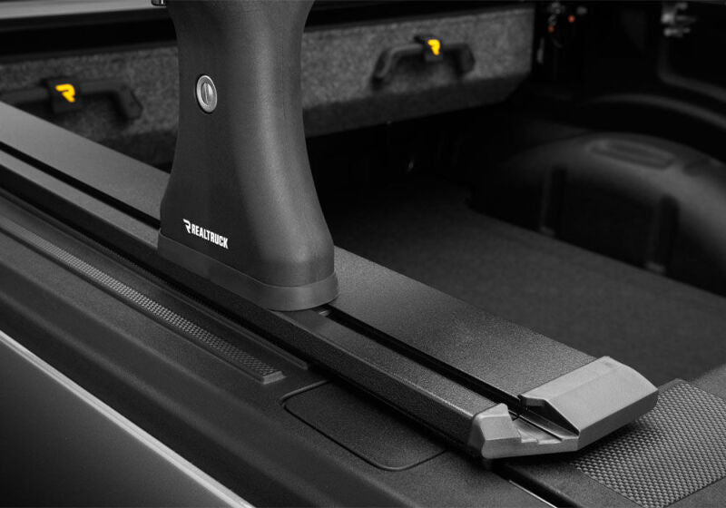 Retrax R-T-80484 RetraxPRO with EZ-Off FRC-4000 Retractable Tonneau Cover
