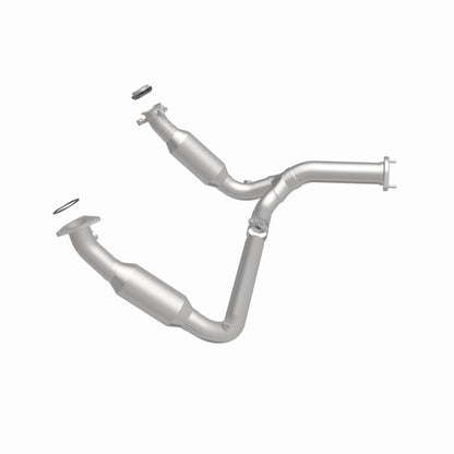 MagnaFlow Conv DF Catalytic Converter | Chevy Silverado/Tahoe/Yukon (07-14) (49194)