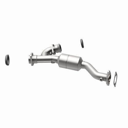 Magnaflow Conv 96-08 Montero Sport/JL Front Cat | Mitsubishi Montero Sport, Jeep Wrangler JK (50138)