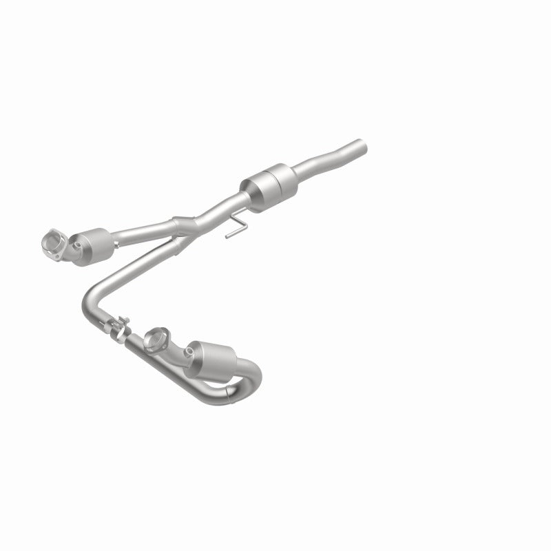 MagnaFlow Direct Fit Catalytic Converter 02-03 Dodge Durango 5.9L