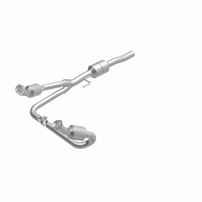 MagnaFlow Direct Fit Catalytic Converter 02-03 Dodge Durango 5.9L