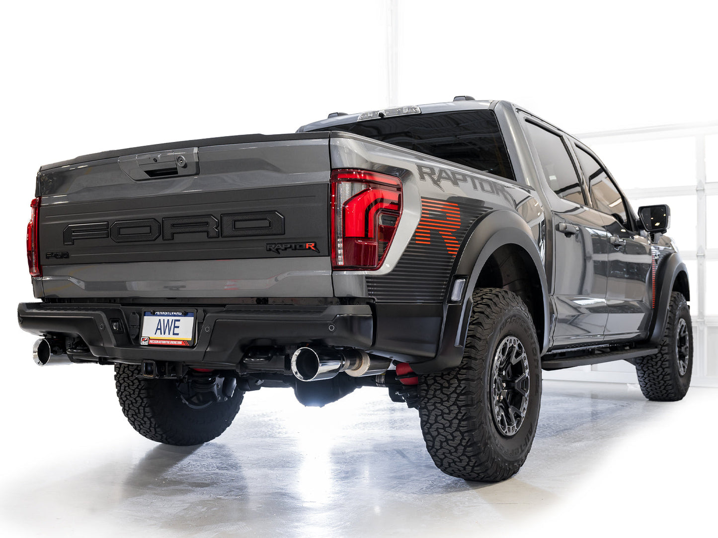 AWE Tuning Gen 3 Raptor R SwitchPath Exhaust - Chrome Silver Tips (3025-32852)