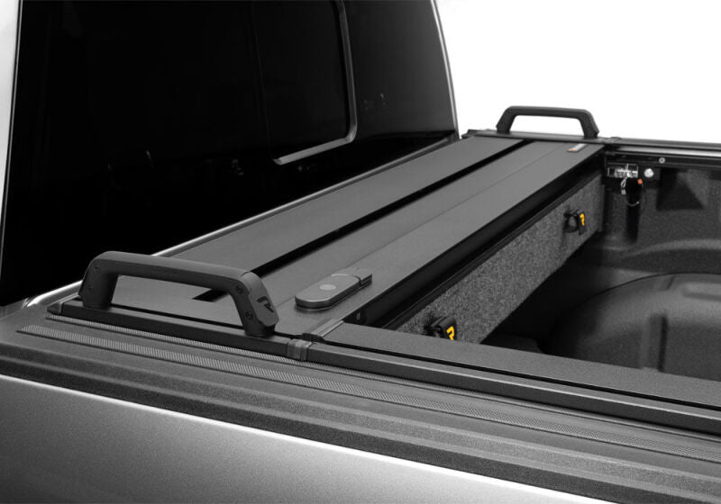 Retrax R-T-80379 RetraxPRO with EZ-Off FRC-4000 Retractable Tonneau Cover