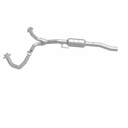 MagnaFlow Direct Fit Catalytic Converter 00 Dodge Durango 5.2/5.9L
