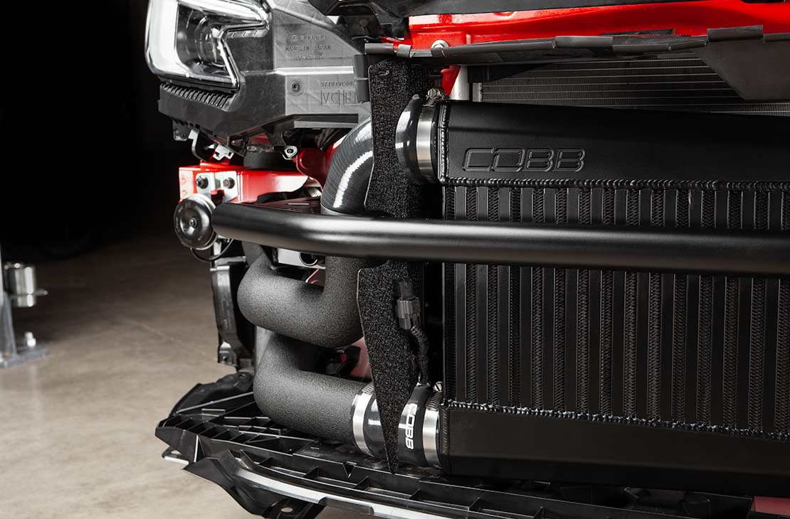COBB 24" Front Mount Intercooler Kit | Subaru WRX (22-25) (746550-SL)