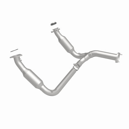 MagnaFlow Conv DF Catalytic Converter | Chevy Silverado/Tahoe/Yukon (07-14) (49194)