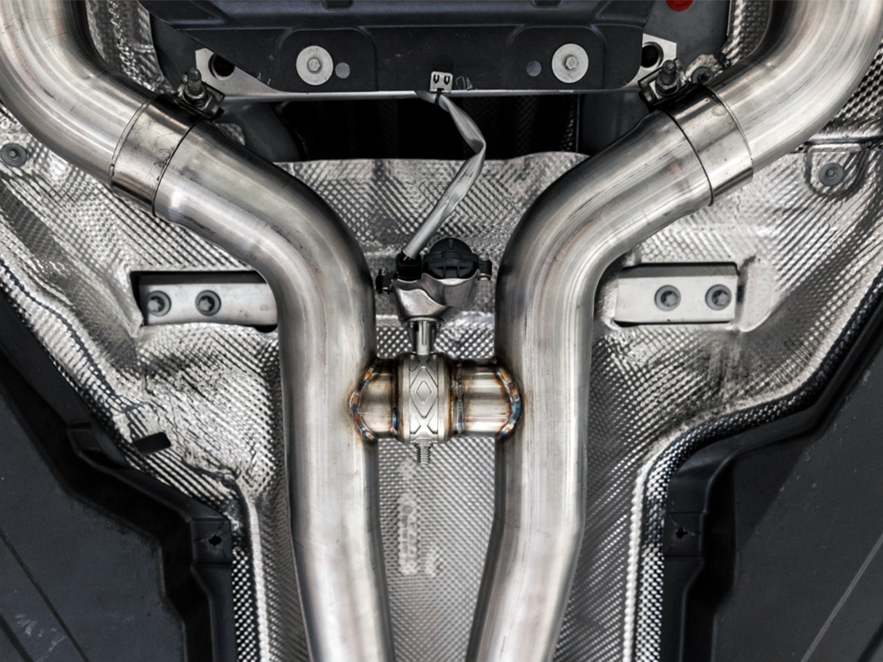 AWE Tuning AWE SwitchPath Exhaust System for '19-'21 Mercedes-Benz W205 AMG C63/S Sedan - 3025-11006