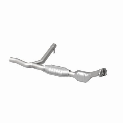 MagnaFlow OEM Grade Catalytic Converter | Ford Expedition/F-150 96-04 (51199)