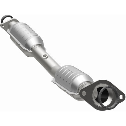 MagnaFlow 2007-2012 Nissan Versa California Grade CARB Compliant Direct-Fit Catalytic Converter