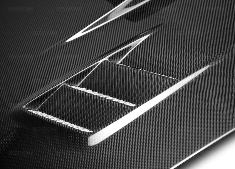 Seibon 04-05 Subaru WRX/STi CWII Carbon Fiber Hood | Subaru WRX / STI (04-05) (HD0405SBIMP-CWII)