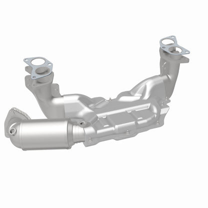 MagnaFlow Conv Direct Fit OEM 16-17 Subaru Impreza/Forester Underbody