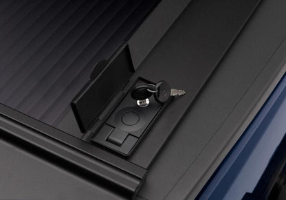 RetraxONE MX Bed Cover | Chevy/GMC 1500 04-06 5.8ft (60401)