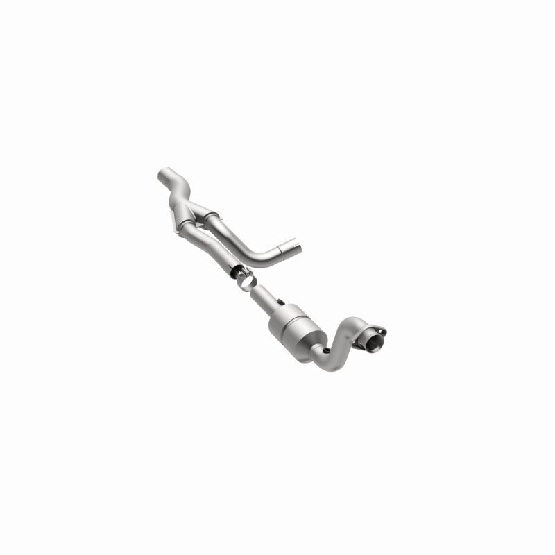 MagnaFlow Direct Fit Catalytic Converter 04-06 Dodge Durango 5.7L Passenger Side