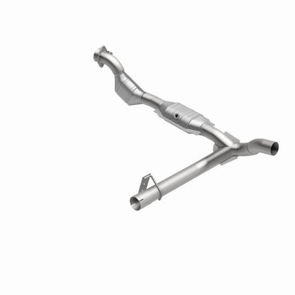 Magnaflow 51839 DirectFit Converter for Ford Trucks 01 4.6L