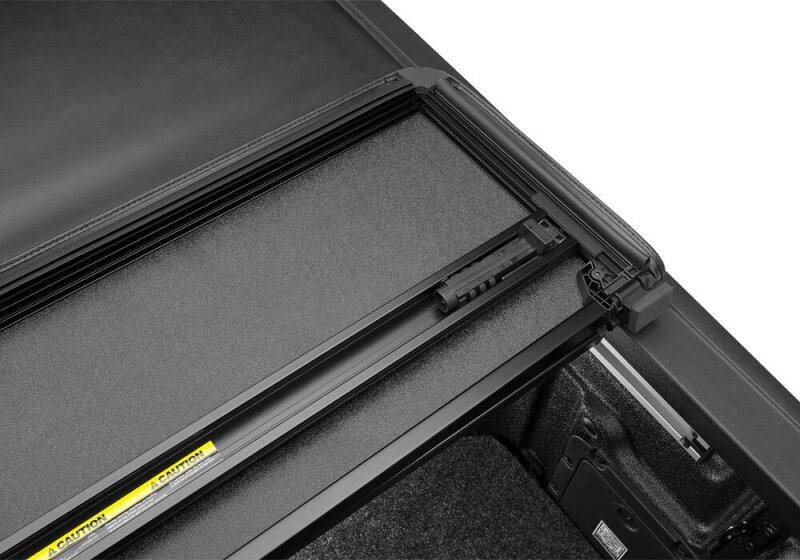 Lund 22-23 Ford Maverick (4.5ft Bed) Hard Fold Tonneau Cover - Black