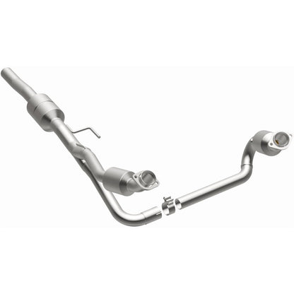 MagnaFlow Direct Fit Catalytic Converter 02-03 Dodge Durango 5.9L