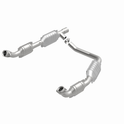 Magnaflow 49439 OEM Fit Converter Ford E350 Van 06 5.4L