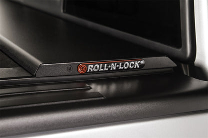 Roll-N-Lock M-Series Retractable Tonneau | Chevy Silverado/Sierra 2500/3500 (LG221M)
