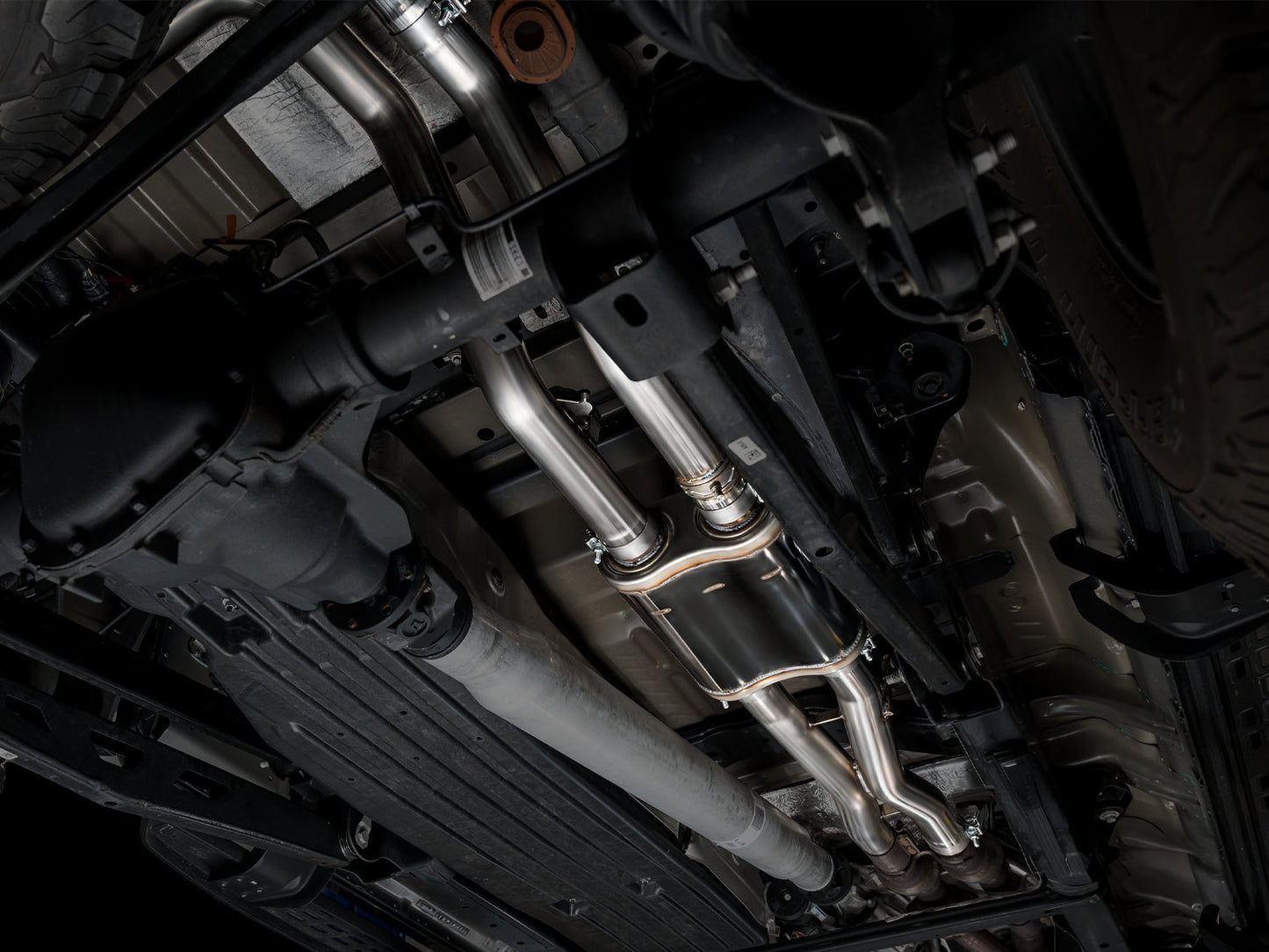 AWE Tuning Gen 3 Raptor R SwitchPath Exhaust - Chrome Silver Tips (3025-32852)