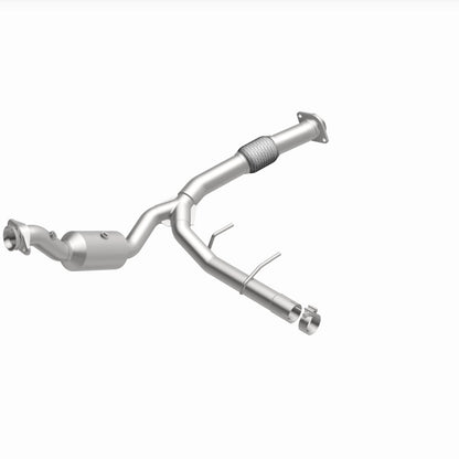 Magnaflow 280219 DirectFit Catalytic Converter For Ford Expedition 18-21