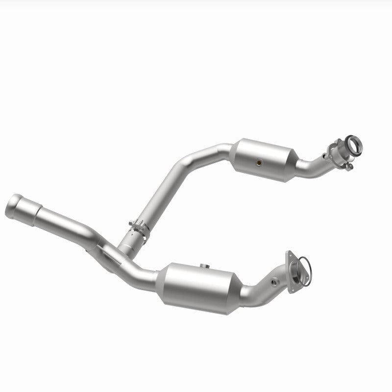 Magnaflow 280656 DirectFit Converter For GMC Sierra 1500 4.3L/5.3L (19-20)