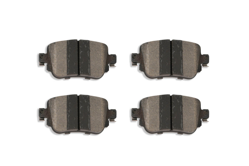 DBA Rear Street Series Brake Pads | Volkswagen Golf S/SE/SEL (15-21) (DB15009SS)