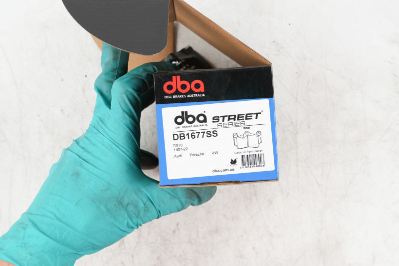 DBA Rear Street Series Brake Pads | Audi Q7 (07-15) (DB1677SS)