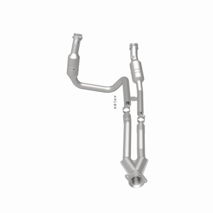 Magnaflow OEM Grade Direct-Fit Catalytic Converter | Ford Transit 150/250/350 (52436)