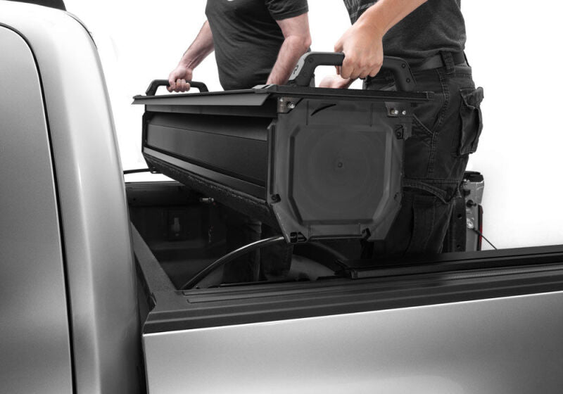 Retrax R-T-80731 22-26 Nissan Frontier Bed RetraxPRO EZ-Off For Nissan