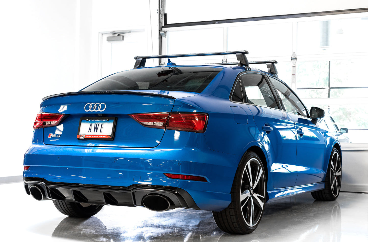AWE Tuning AWE SwitchPath Exhaust for Audi 8V RS 3 - Diamond Black RS-style Tips - 3025-33034