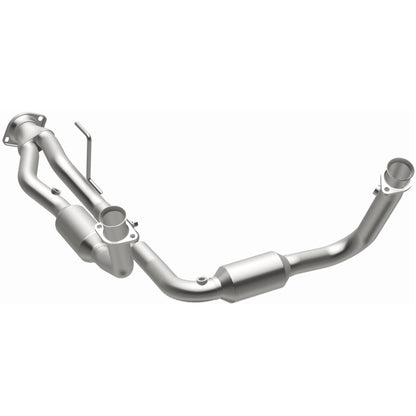 MagnaFlow Direct Fit Catalytic Converter 05-06 Jeep Grand Cherokee 3.7L Y-Pipe Assy (49 State)