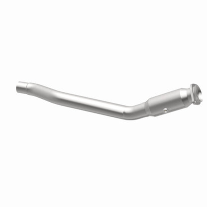 MagnaFlow Direct Fit Catalytic Converter 2012-2015 Grand Cherokee V8 6.4 OEM Underbody