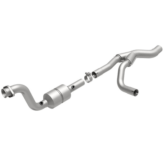 MagnaFlow Direct Fit Catalytic Converter 04-06 Dodge Durango 5.7L Passenger Side