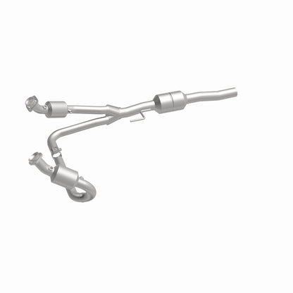 MagnaFlow Direct Fit Catalytic Converter 02-03 Dodge Durango 5.9L
