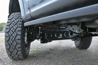 Fabtech 4/6/8in Radius Arm Lift System | Ford F250/350 (05-20) / F450/550 (08-20) 4WD (FTS22321)