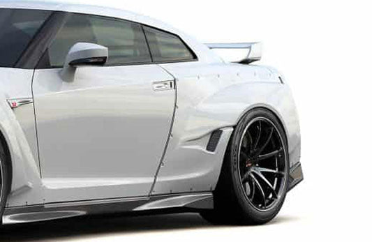 GReddy GRacer Rear Over-Fender Set | 2017-2021 Nissan GTR  (17520251)