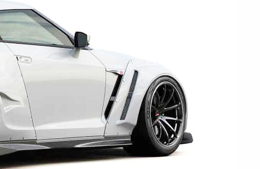 GReddy GRacer Front Over-Fender Set | 2017-2021 Nissan GTR  (17520252)