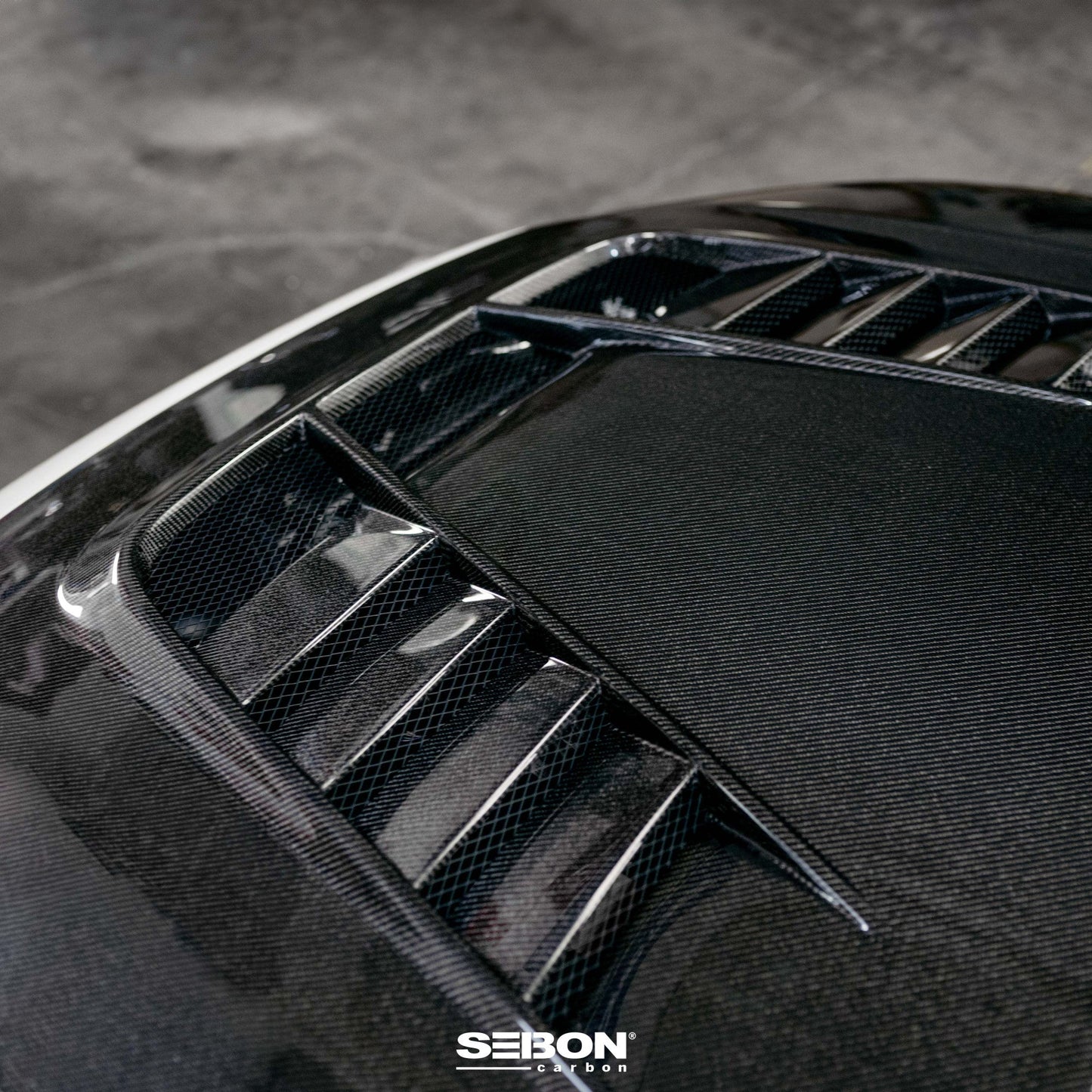 Seibon TV-Style Double Sided Carbon Fiber Hood | 2023+ Honda Civic Type R (HD23HDCVR-TV-DS)