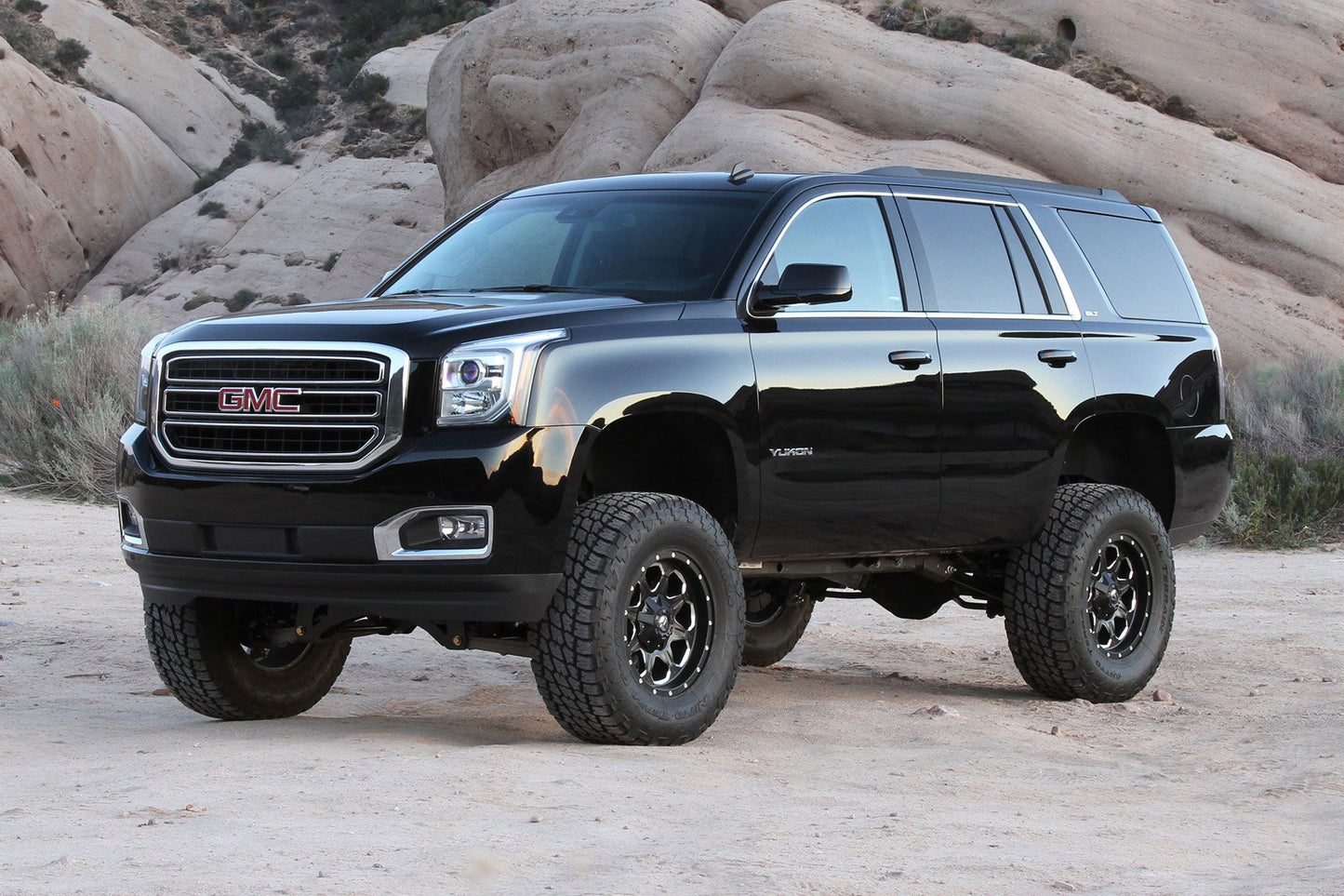 Fabtech 6in Basic Suspension System | GM C/K1500 SUV / Yukon / Tahoe 2015-16 4WD w/ Autoride (K1078)