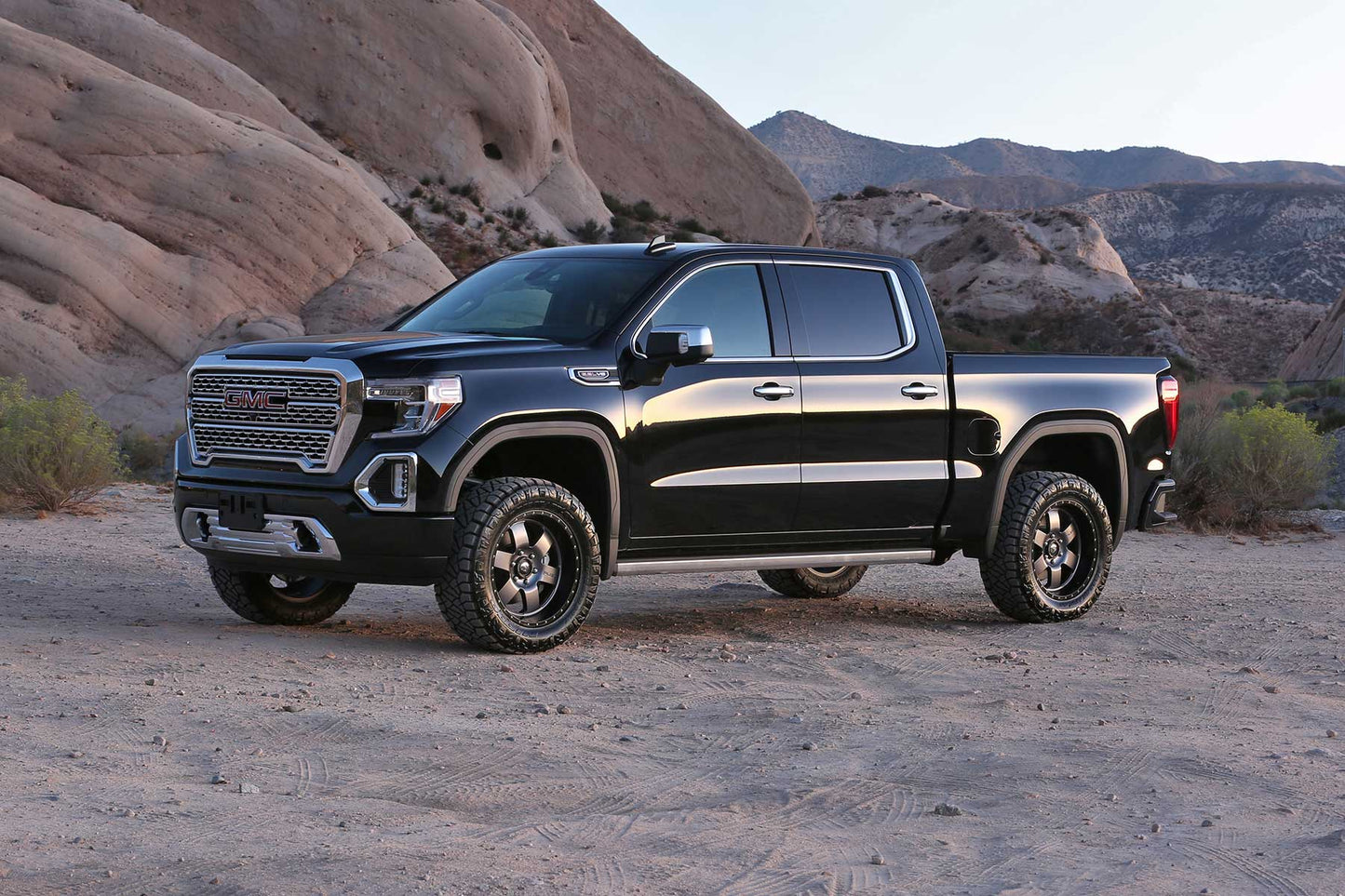 Fabtech 3" Budget System w/ Stealth | GM C/K1500 Pickup (19-22) (K1126M)